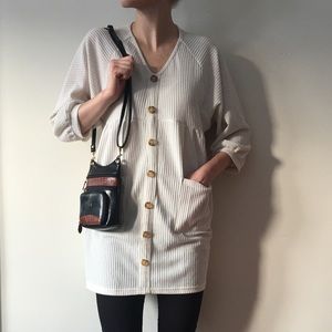 Cream Waffle-Material Sweater Size Small